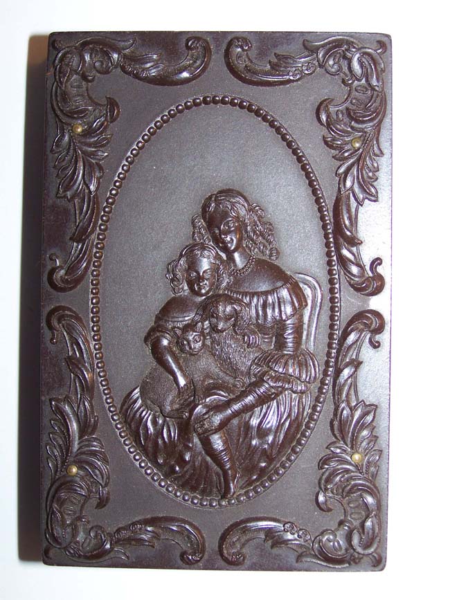 A Rare Four Photo Gutta Percha Case circa 1860 — image 7